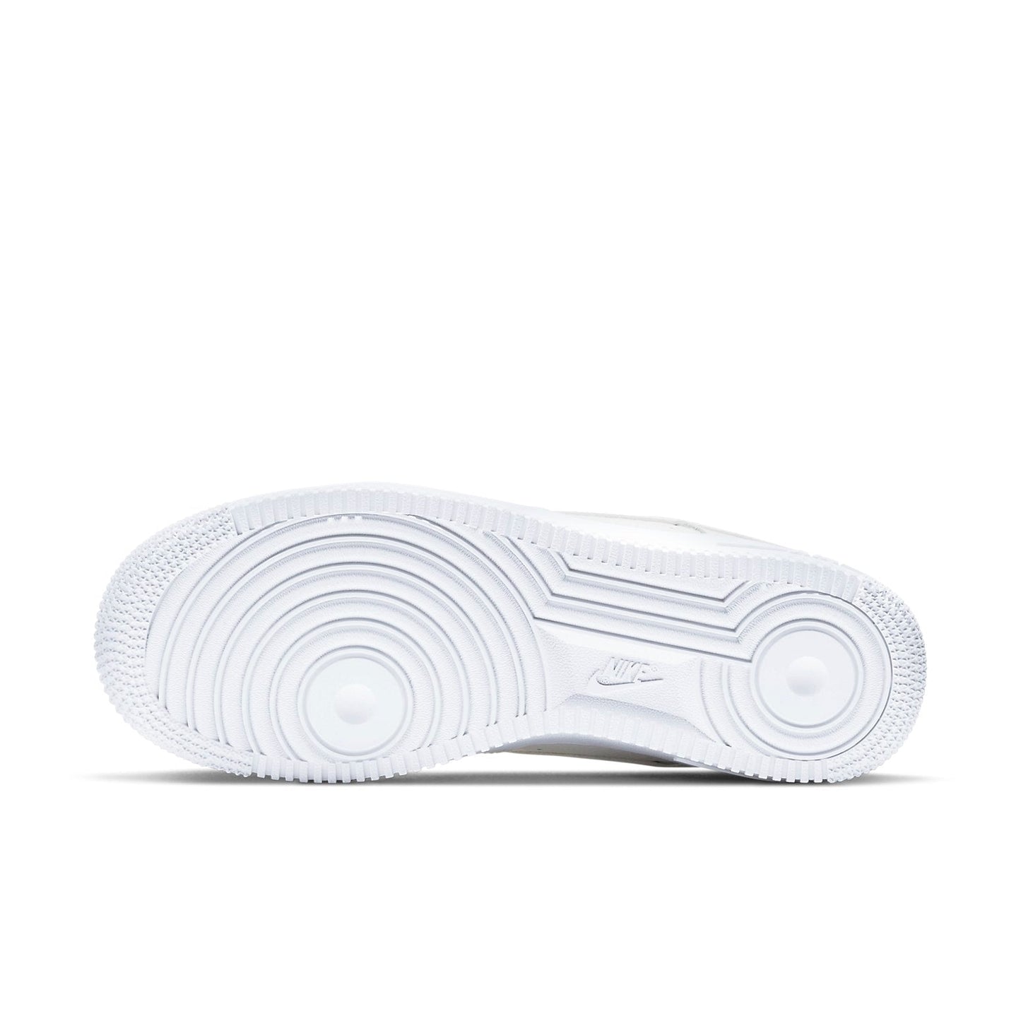 Nike Air Force 1 “07 Essential “Summit White Solar Red”