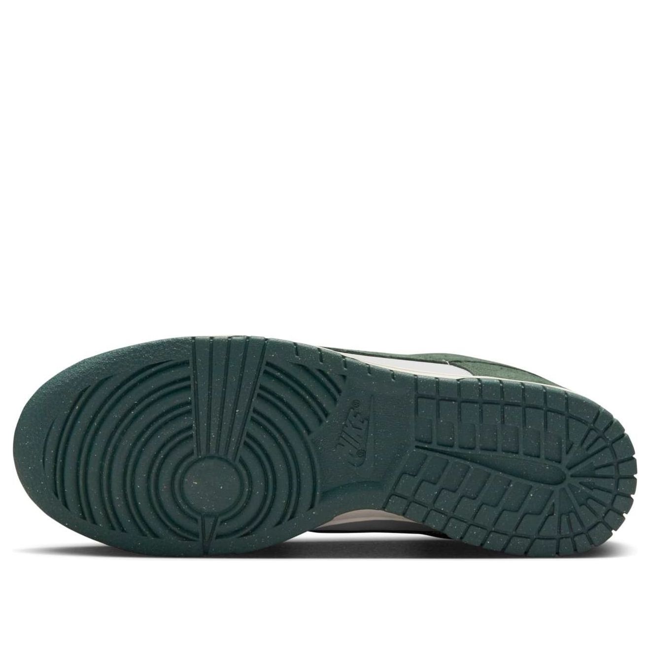 Nike Dunk Low Next Nature “Vintage Green”