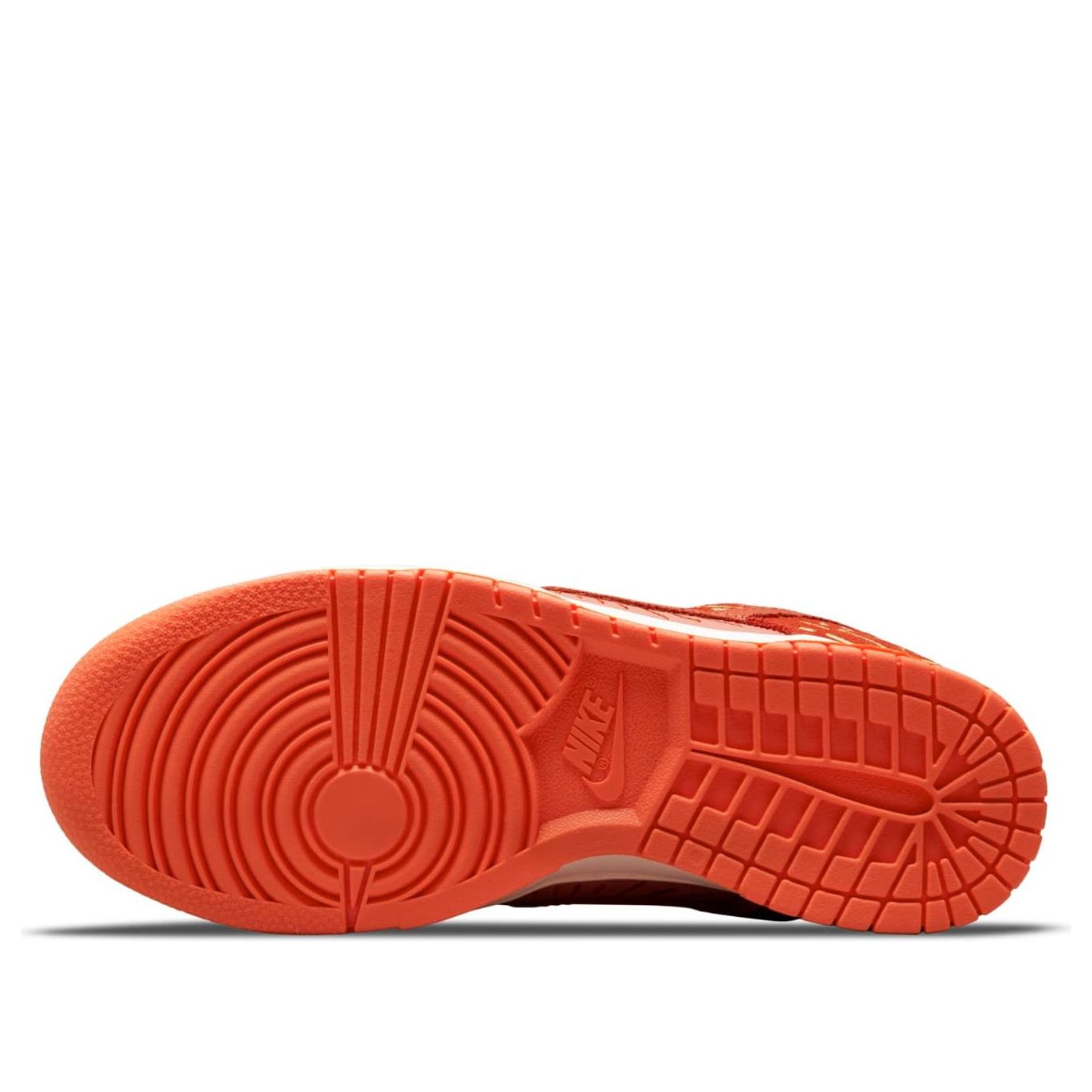 Nike Dunk Low “Winter Solstice”
