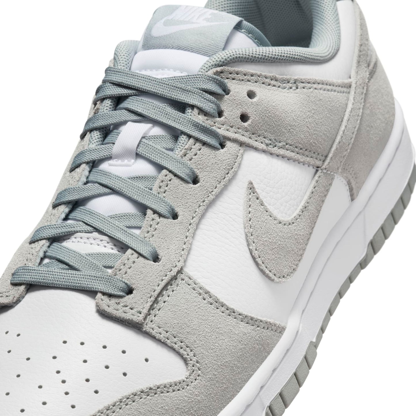 Nike Dunk Low SE “Light Pumice”