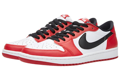 Air Jordan 1 Retro Low OG “Chicago”