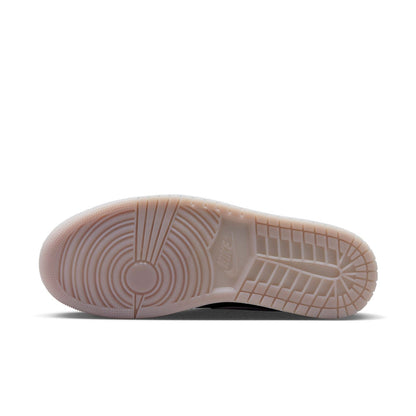 Air Jordan 1 Low SE “Black Iced Lilac”