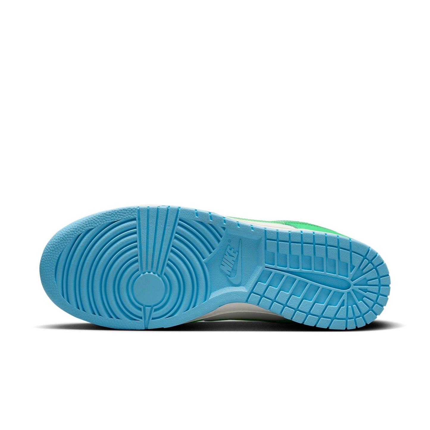 Nike Dunk Low “Green Shock”