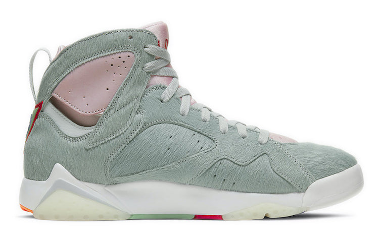 Air Jordan 7 Retro SE “Hare 2.0”