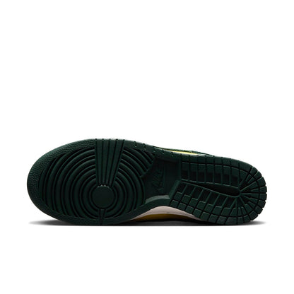 Nike Dunk Low “Noble Green”
