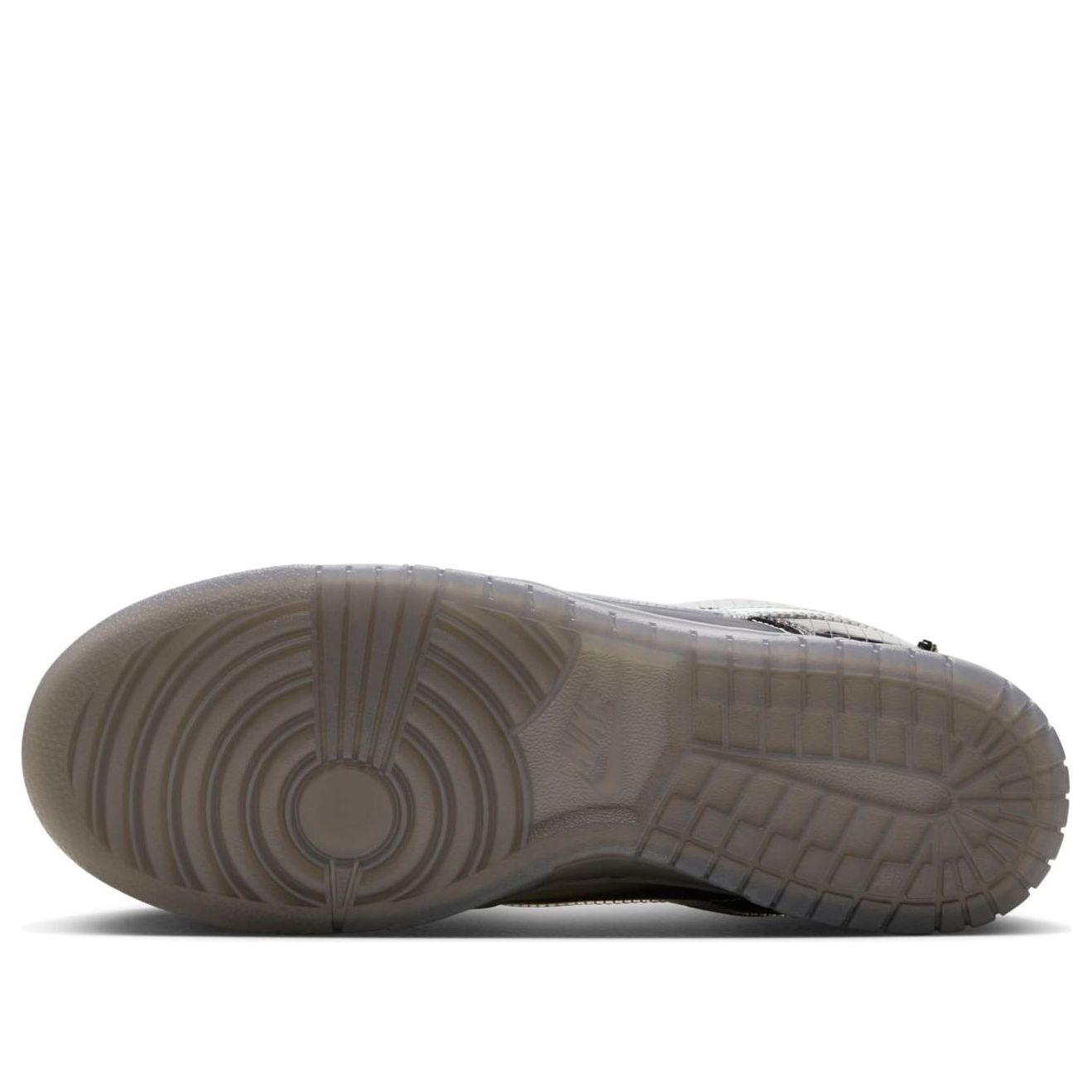 Nike Dunk Low “Hyperflat”