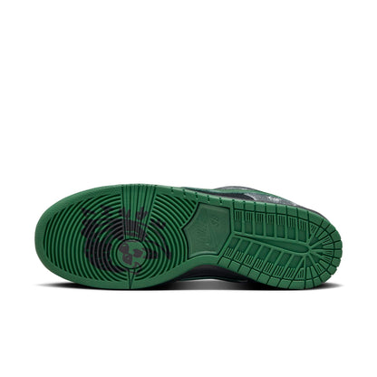 Nike x There Skateboard SB Dunk Low Pro “Anthracite Gorge Green”