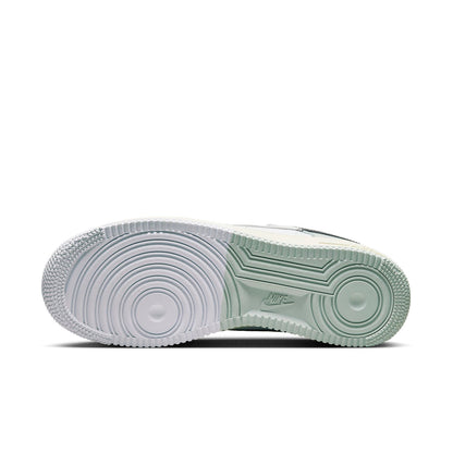 Nike Air Force 1 Low “07 LV8 “Split Light Silver”