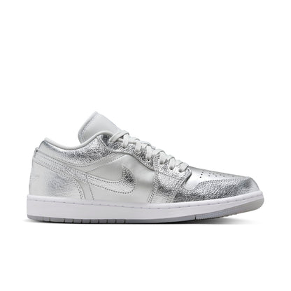Air Jordan 1 Low SE “Metallic Silver”