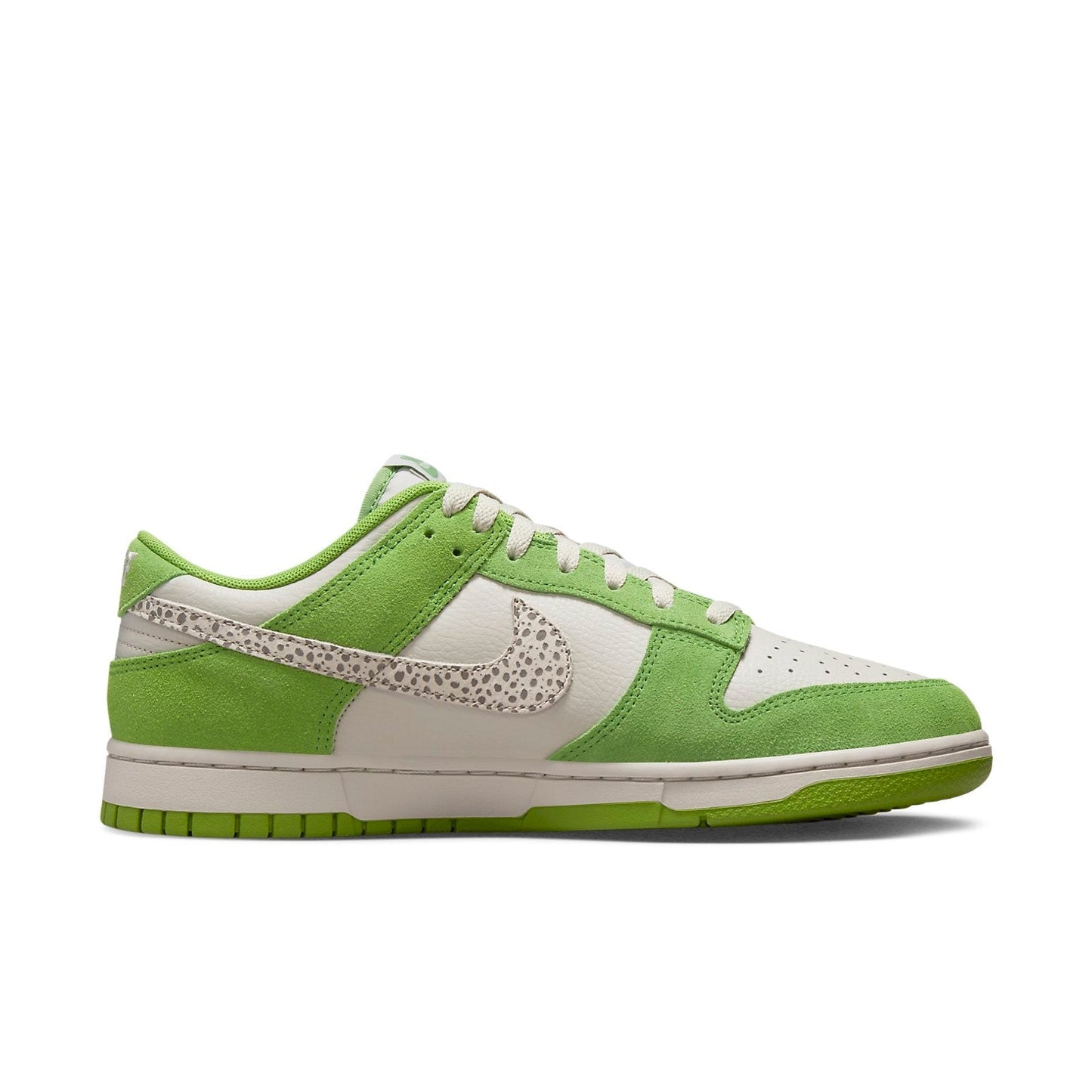 Nike Dunk Low “Safari Swoosh – Chlorophyll”