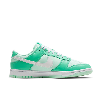 Nike Dunk Low “Mint Foam Light Menta”