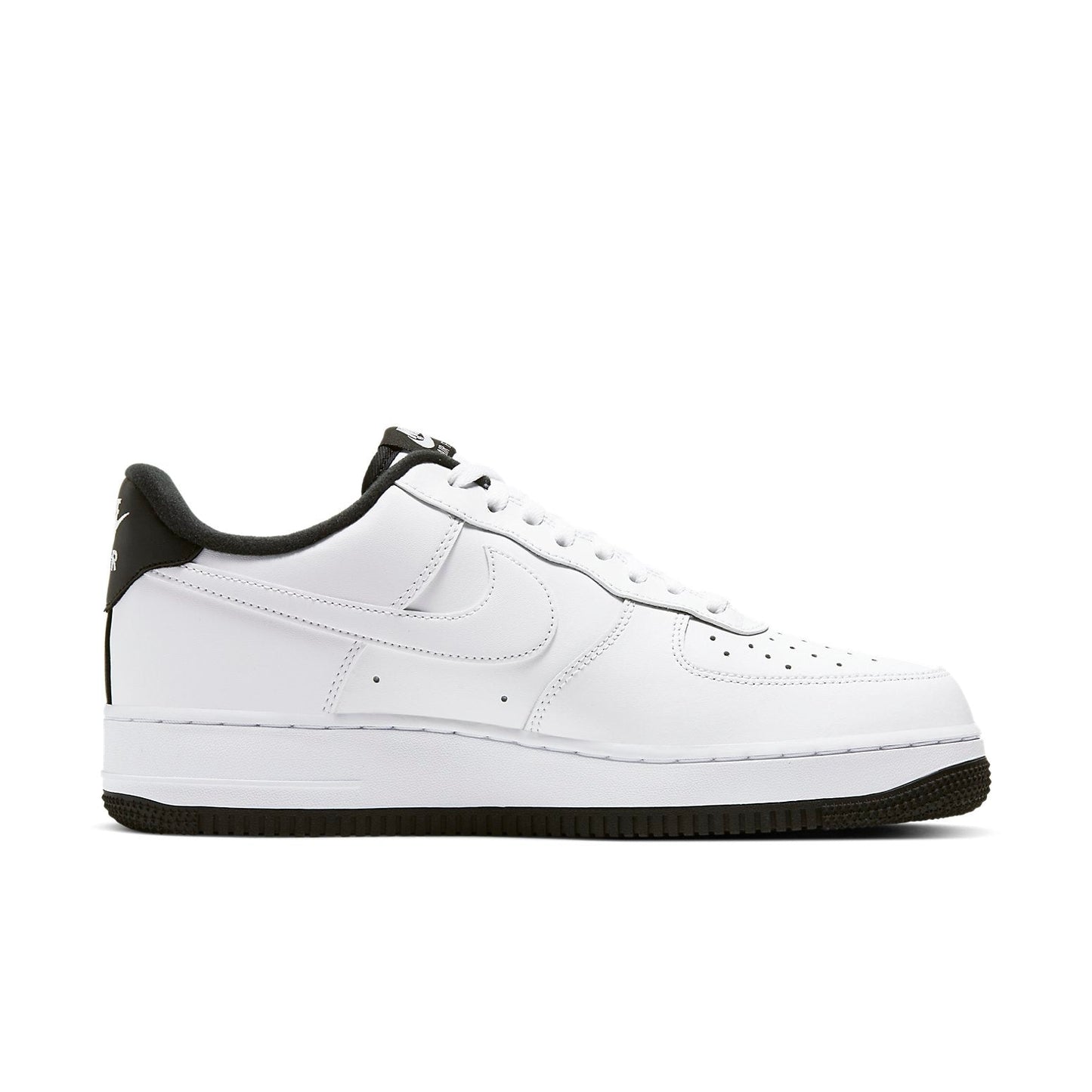 Nike Air Force 1 “07 “White Black”