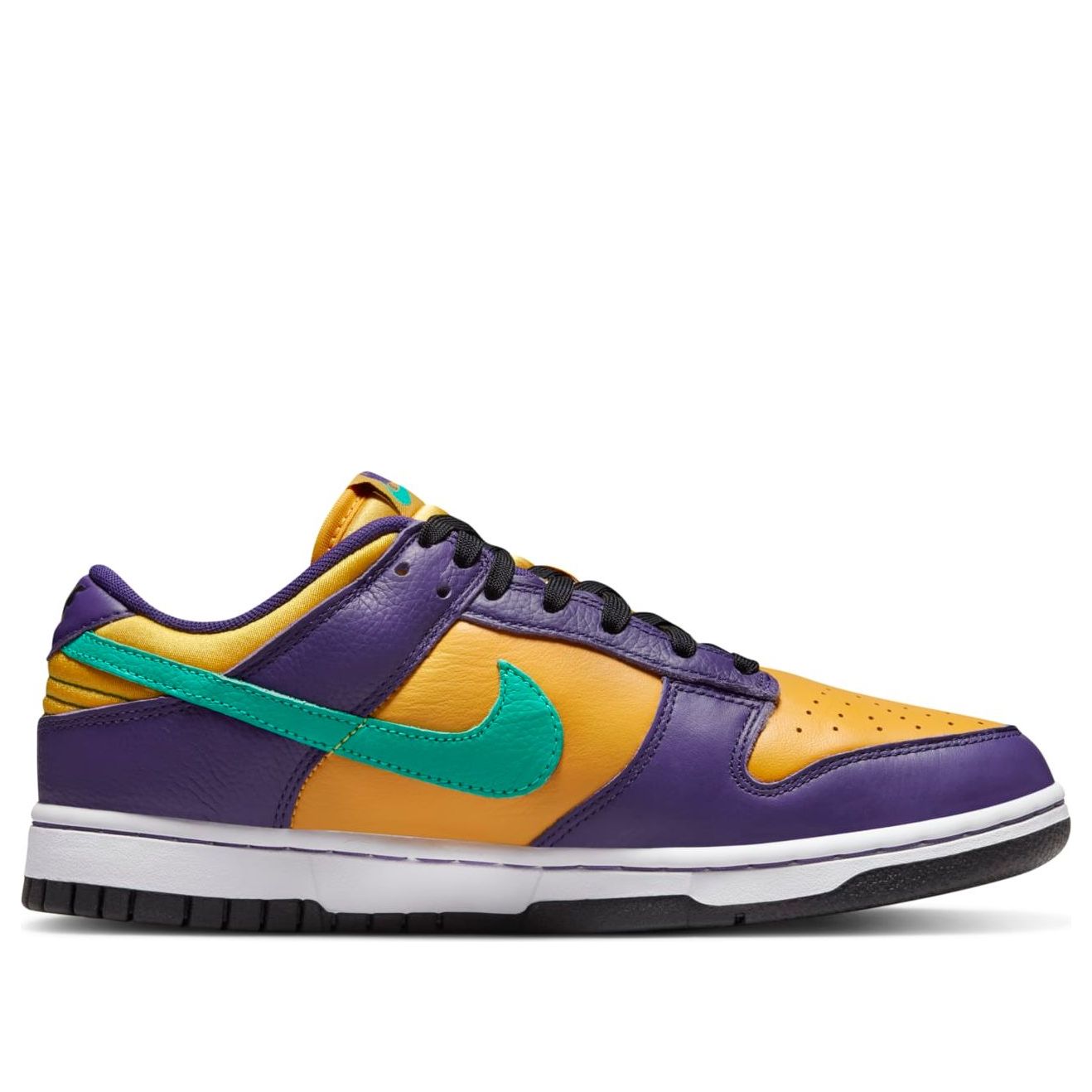 Nike x Lisa Leslie Dunk Low “Sparks”