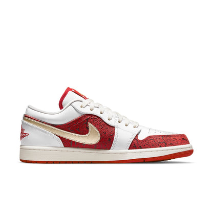 Air Jordan 1 Low SE “Spades”