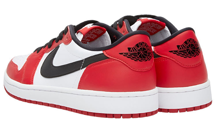 Air Jordan 1 Retro Low OG “Chicago”