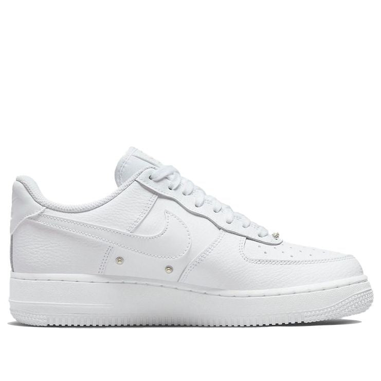 Nike Air Force 1 Low “07 SE “Pearl White”