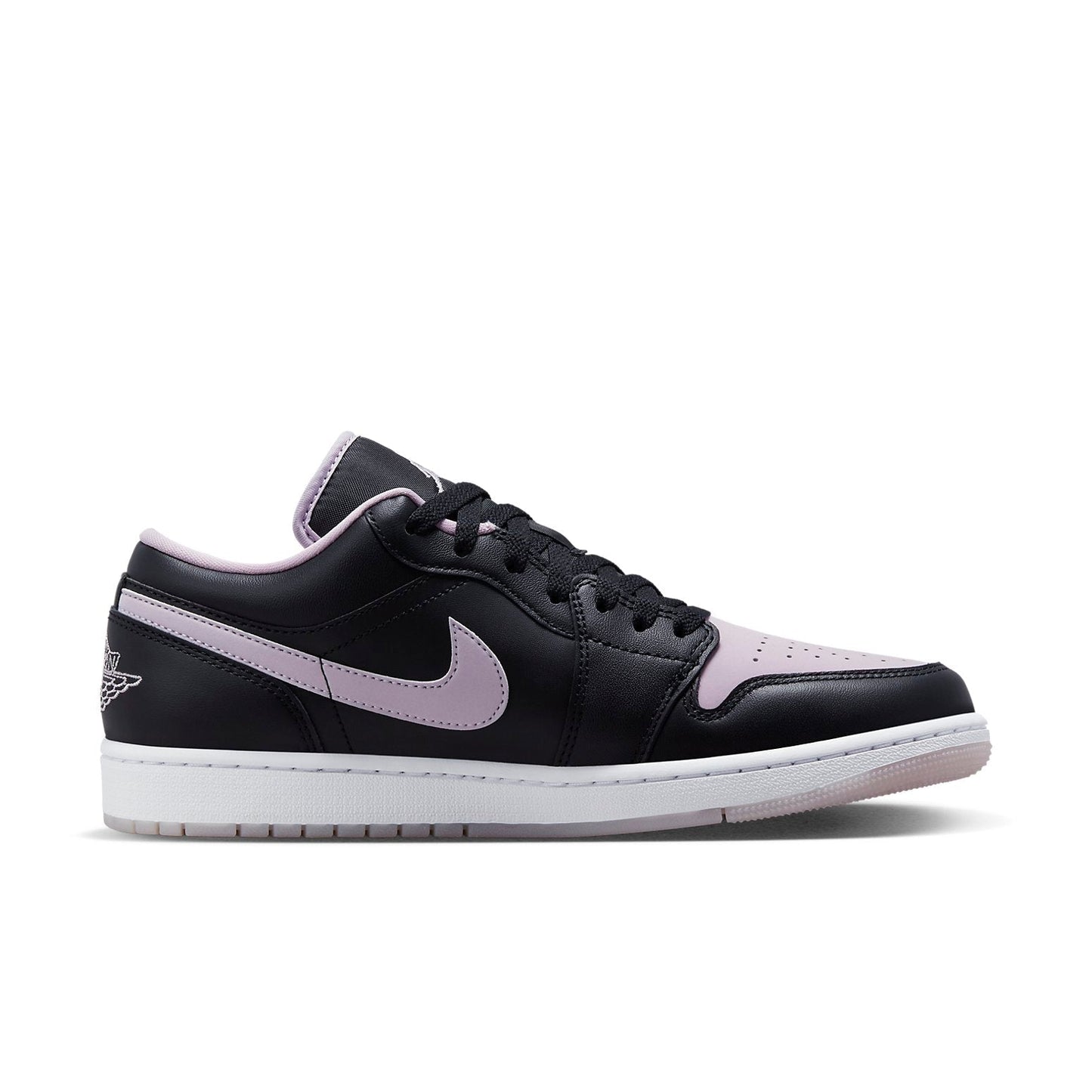 Air Jordan 1 Low SE “Black Iced Lilac”