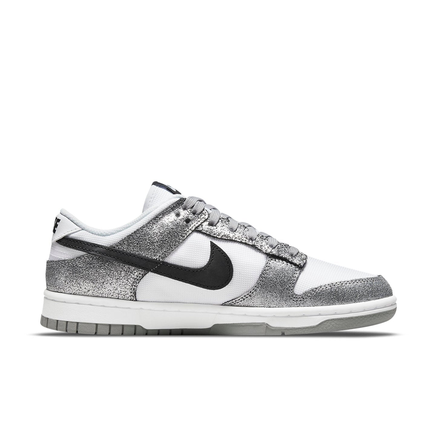 Nike Dunk Low “Golden Gals”
