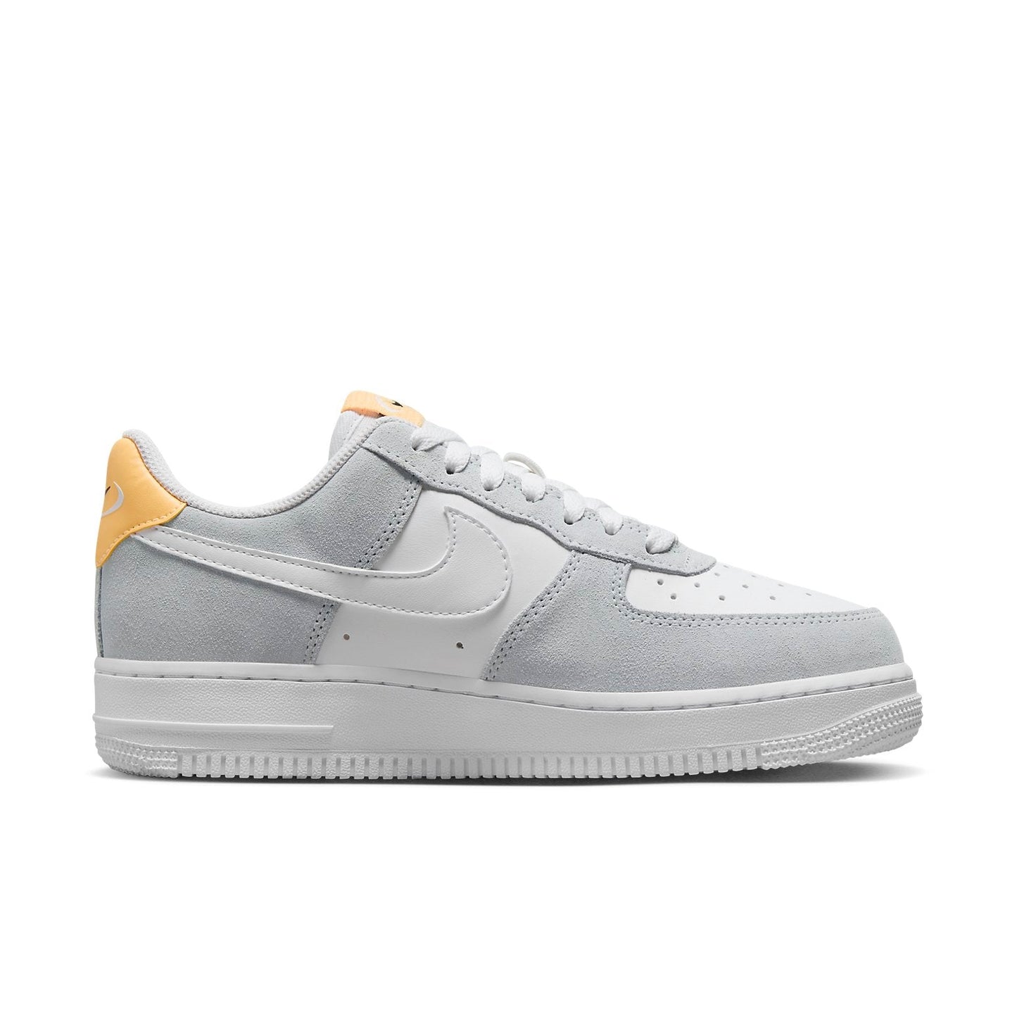 Nike Air Force 1 Low “07 “Pure Platinum”