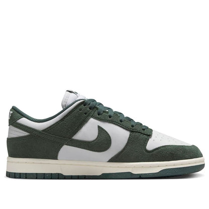 Nike Dunk Low Next Nature “Vintage Green”