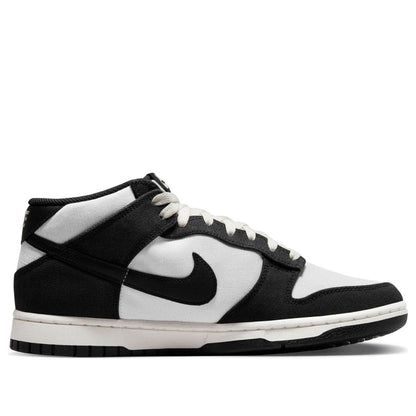 Nike Dunk Mid “Panda”