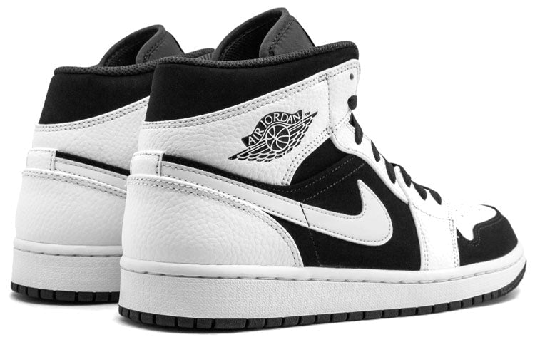 Air Jordan 1 Retro Mid “Tuxedo”