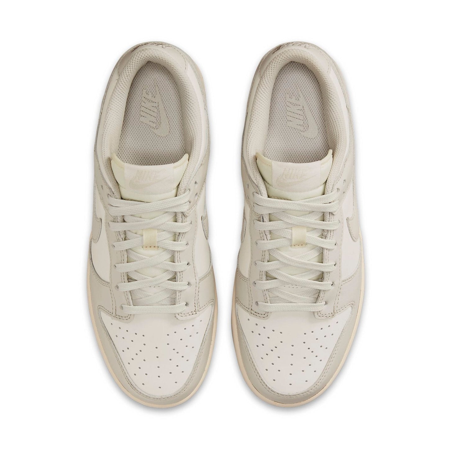 Nike Dunk Low “Light Bone”