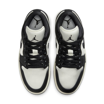 Air Jordan 1 Low SE “Vintage Panda”