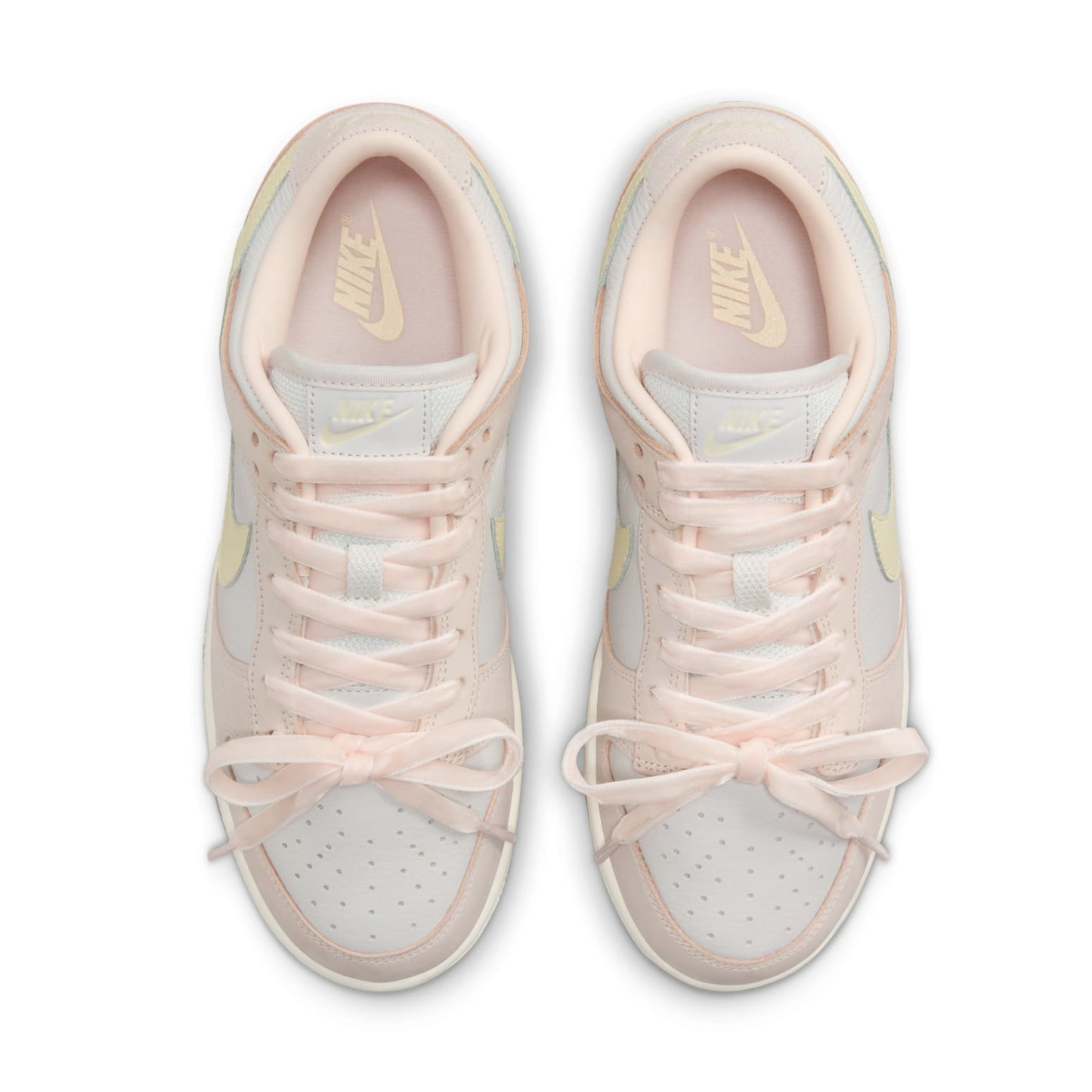 Nike Dunk Low “Light Soft Pink”