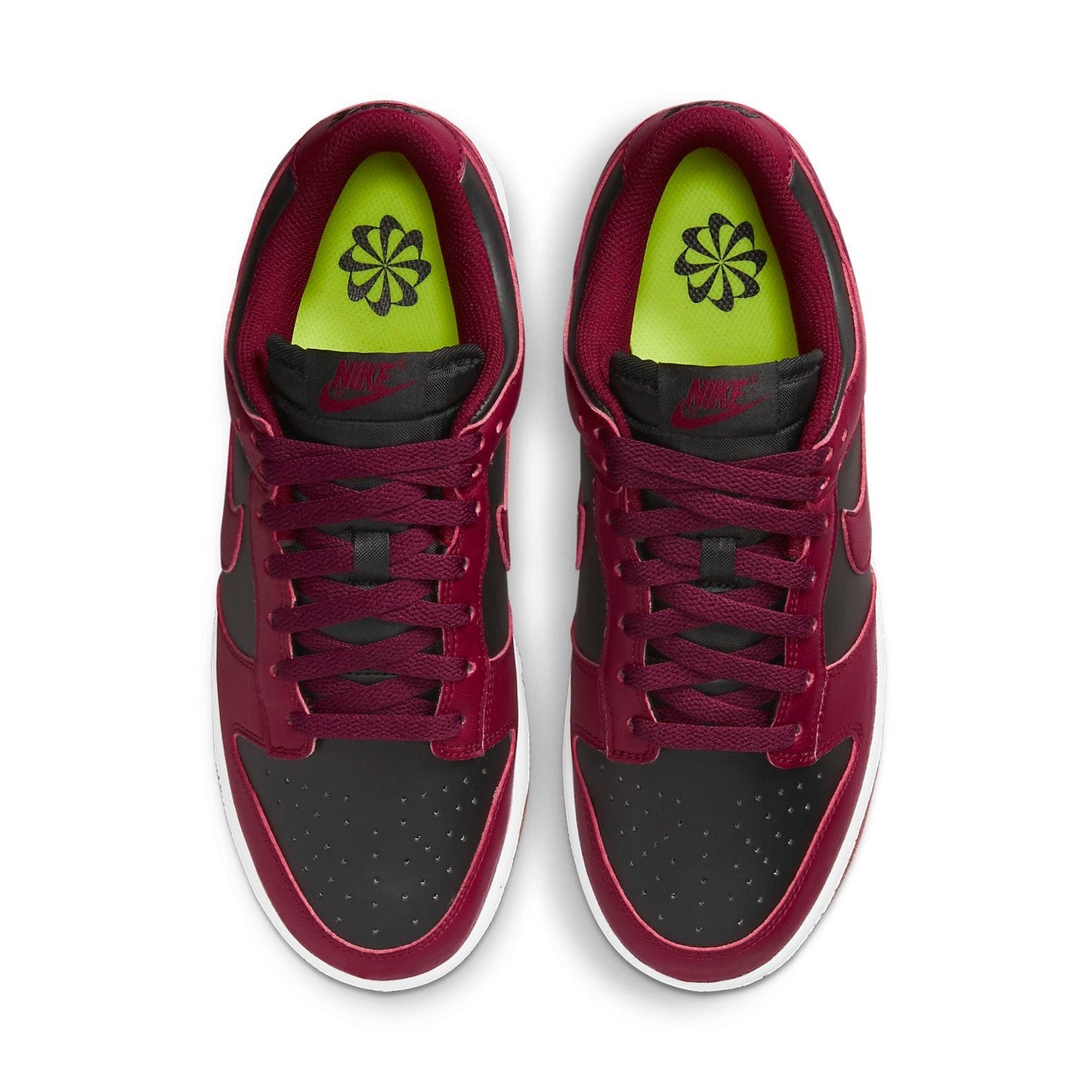 Nike Dunk Low Next Nature “Team Red Black”