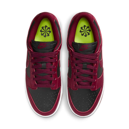 Nike Dunk Low Next Nature “Team Red Black”
