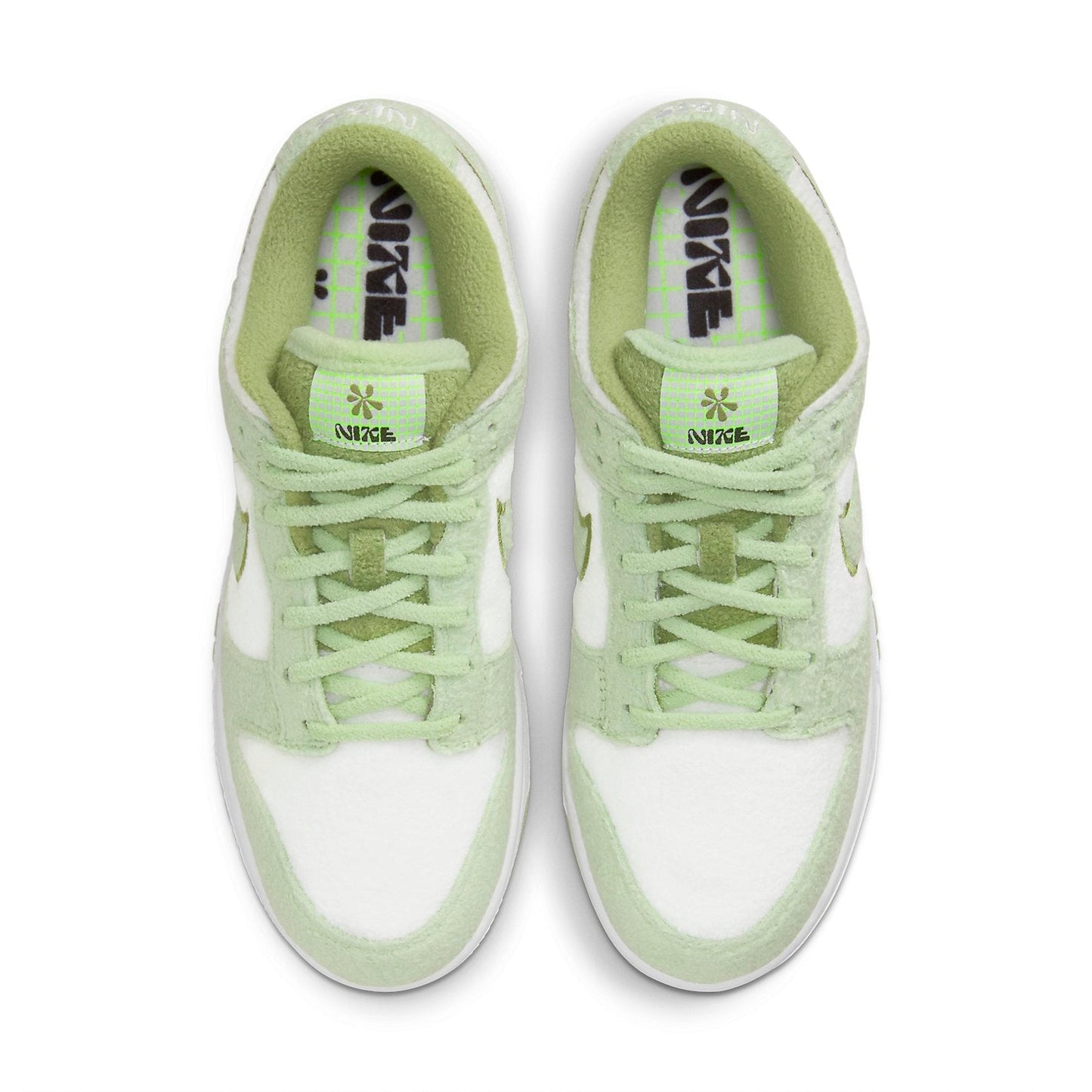 Nike Dunk Low SE “Fleece – Honeydew”