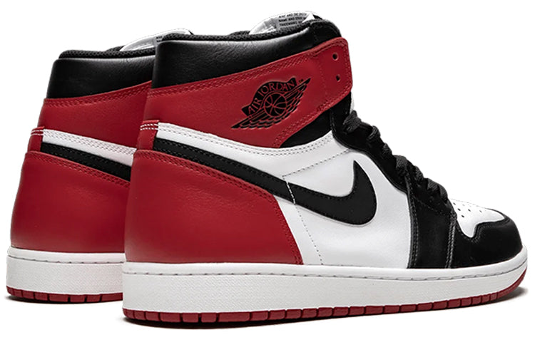Air Jordan 1 Retro High OG “Black Toe”