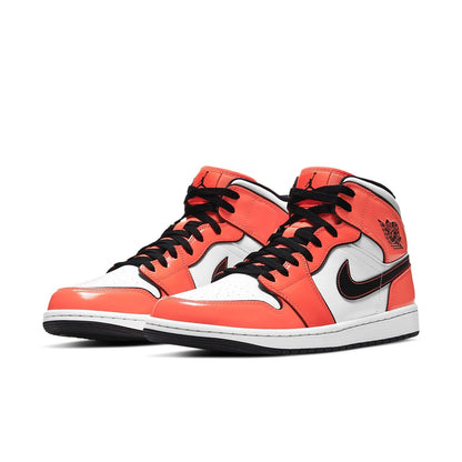 Air Jordan 1 Mid SE “Turf Orange”
