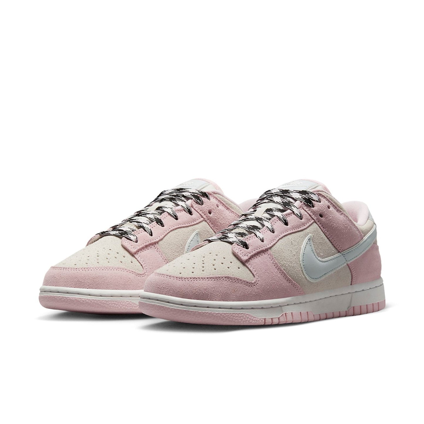 Nike Dunk Low LX “Pink Foam”