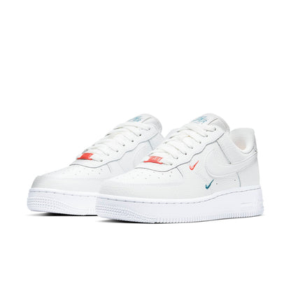 Nike Air Force 1 “07 Essential “Summit White Solar Red”