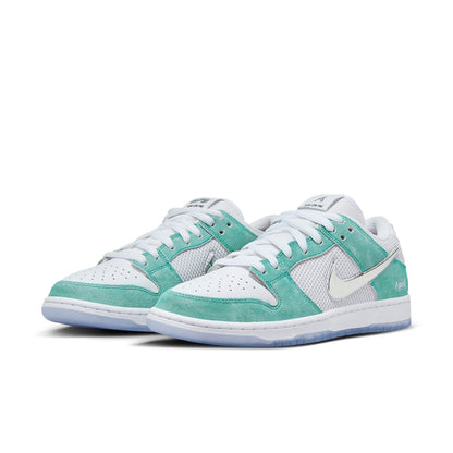 Nike x APRIL SKATEBOARDS SB Dunk Low “Turbo Green”