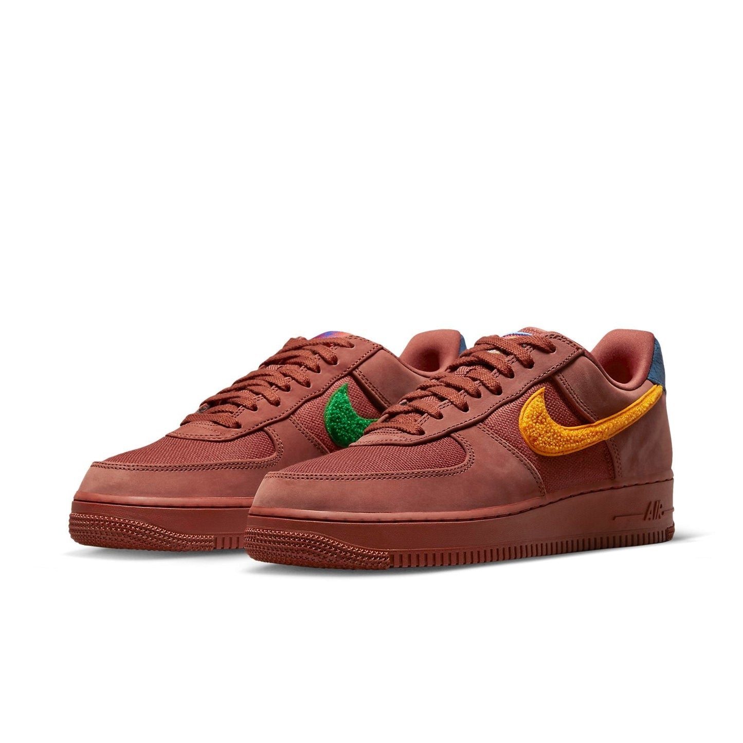 Nike Air Force 1 Low “La Familia”