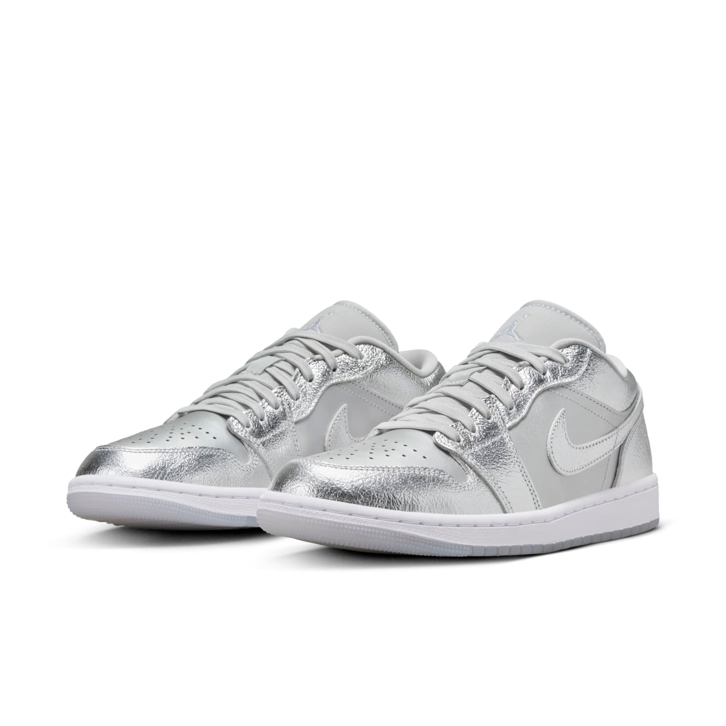 Air Jordan 1 Low SE “Metallic Silver”