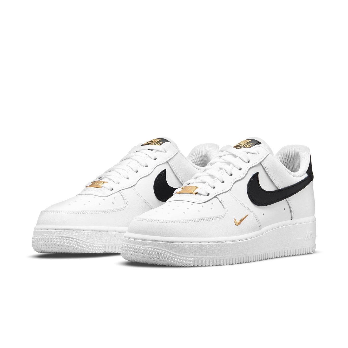 Nike Air Force 1 “07 Essential “White Black”