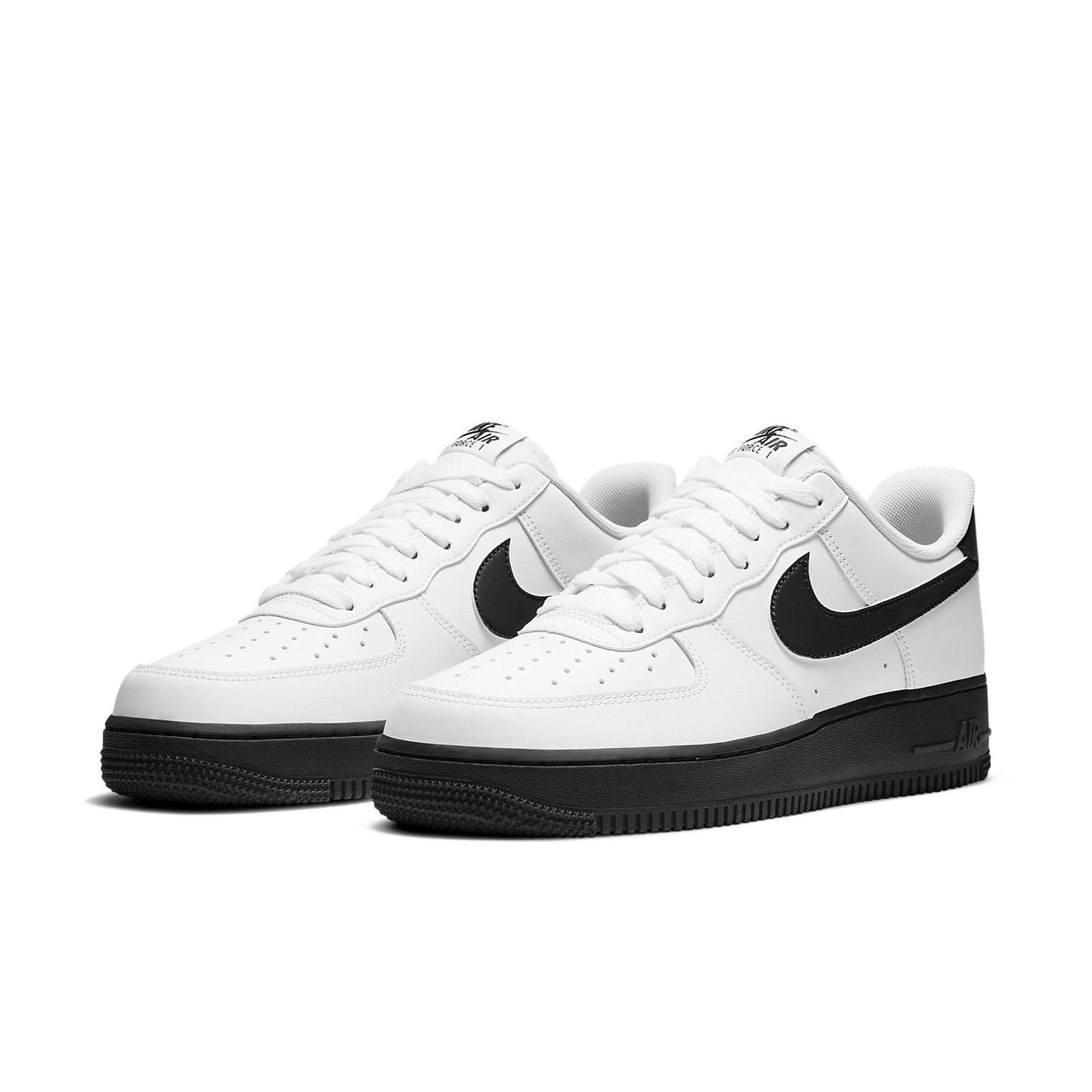 Nike Air Force 1 Low “White Black Sole”