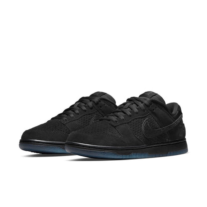 Nike x Undefeated Dunk Low “Dunk vs AF1”