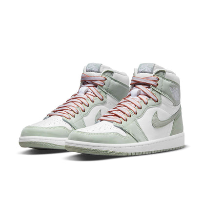 Air Jordan 1 Retro High OG “Seafoam”