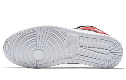 Air Jordan 1 Mid “White Chicago”