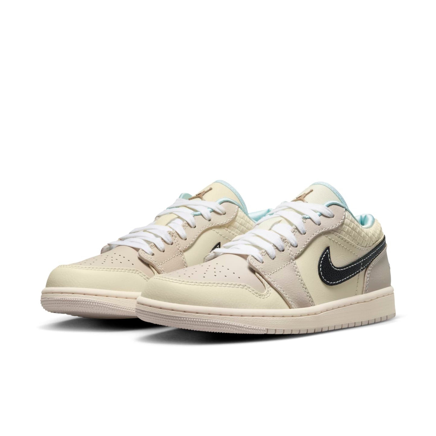 Air Jordan 1 Low SE “Sanddrift”