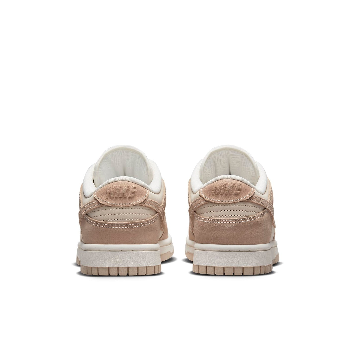 Nike Dunk Low SE “Sand drift”