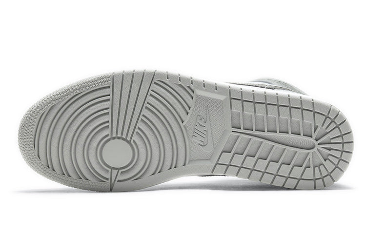 Air Jordan 1 Mid “Smoke Grey”