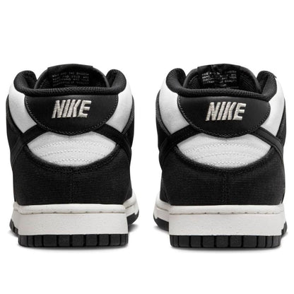 Nike Dunk Mid “Panda”