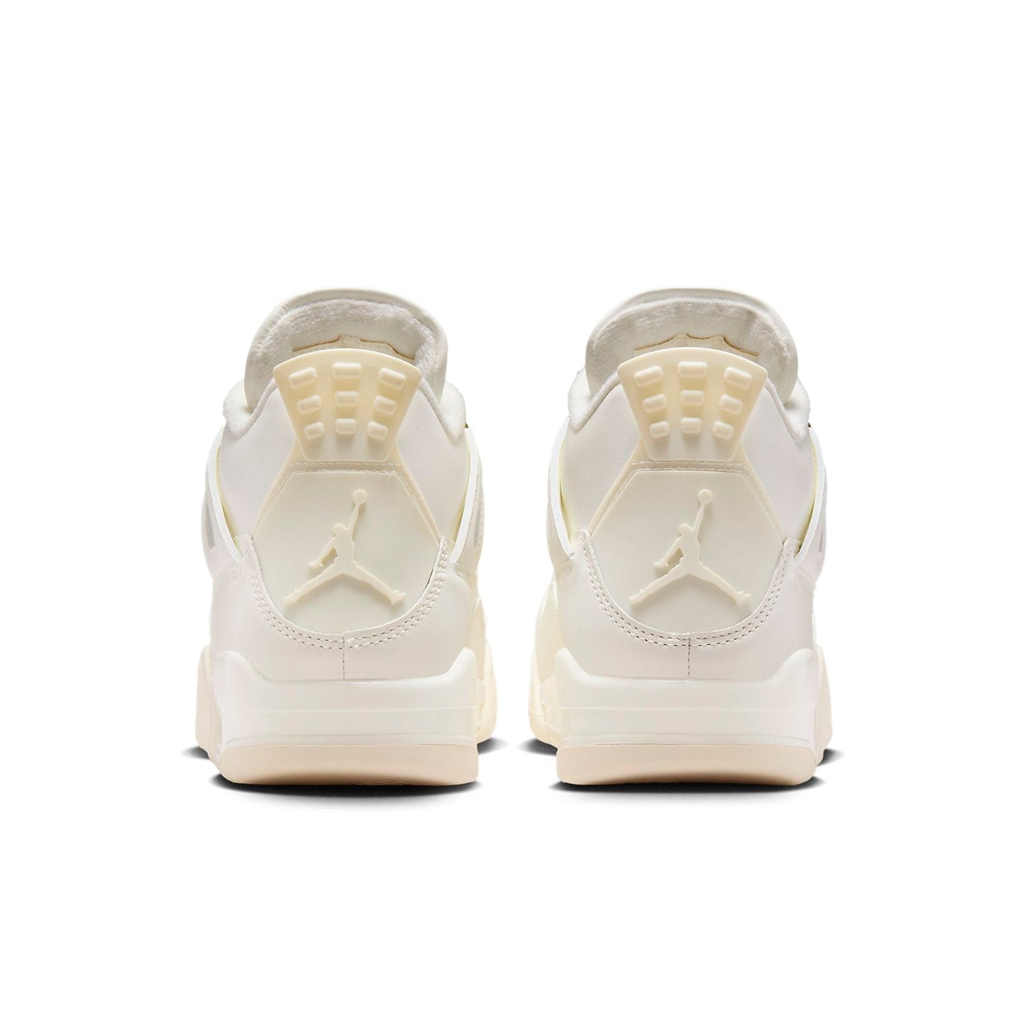 Air Jordan 4 Retro “Metallic Gold”