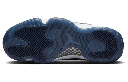 Air Jordan 11 Retro “Midnight Navy Velvet”
